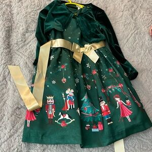 Beautiful green Christmas dress size 5